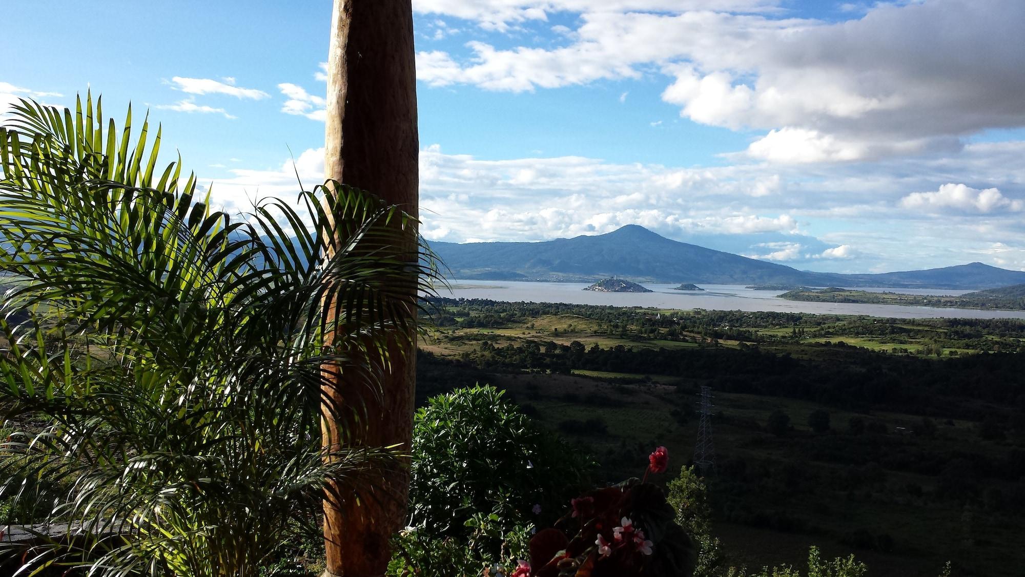 利克希生态酒店 Pátzcuaro 外观 照片